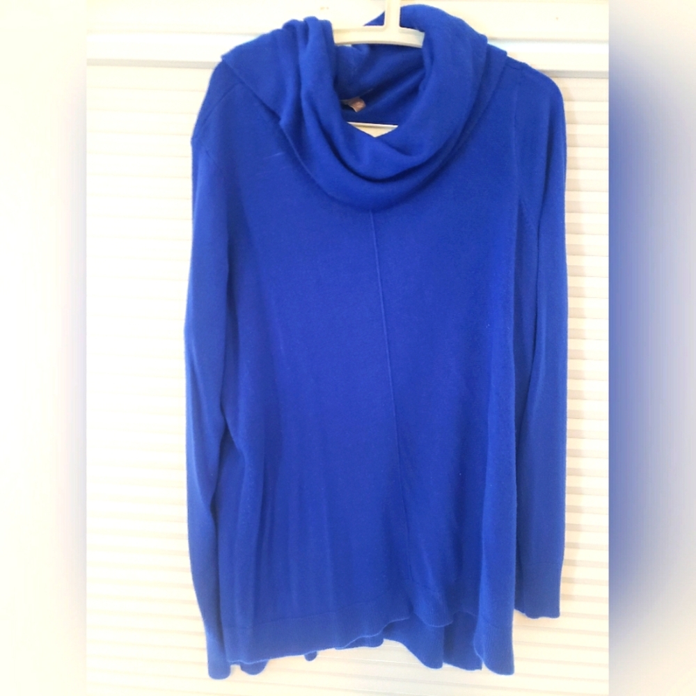 Turtle neck sweater royal blue size 2x
